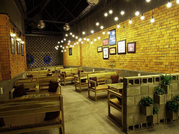 trang trí quán cafe độc đáo